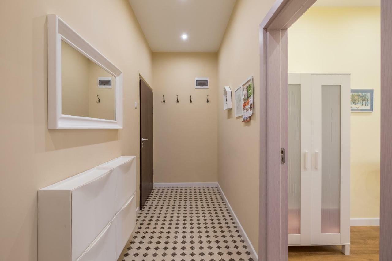 Modern 2 Bedroom Apartment Next To Vitosha Str. София Экстерьер фото