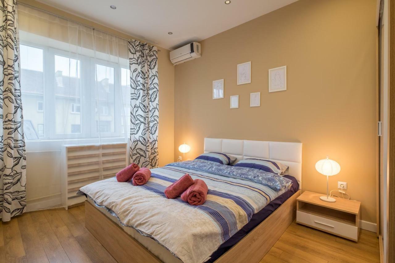 Modern 2 Bedroom Apartment Next To Vitosha Str. София Экстерьер фото