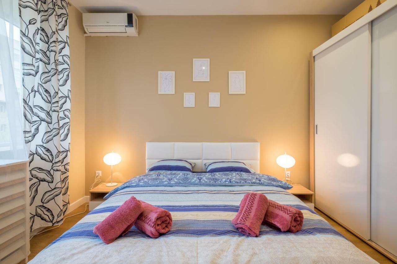 Modern 2 Bedroom Apartment Next To Vitosha Str. София Экстерьер фото