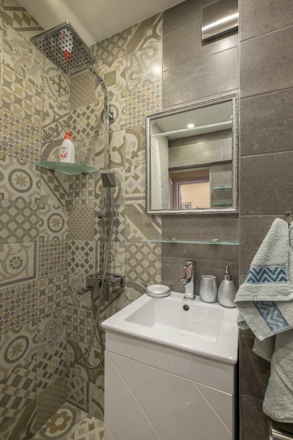 Modern 2 Bedroom Apartment Next To Vitosha Str. София Экстерьер фото